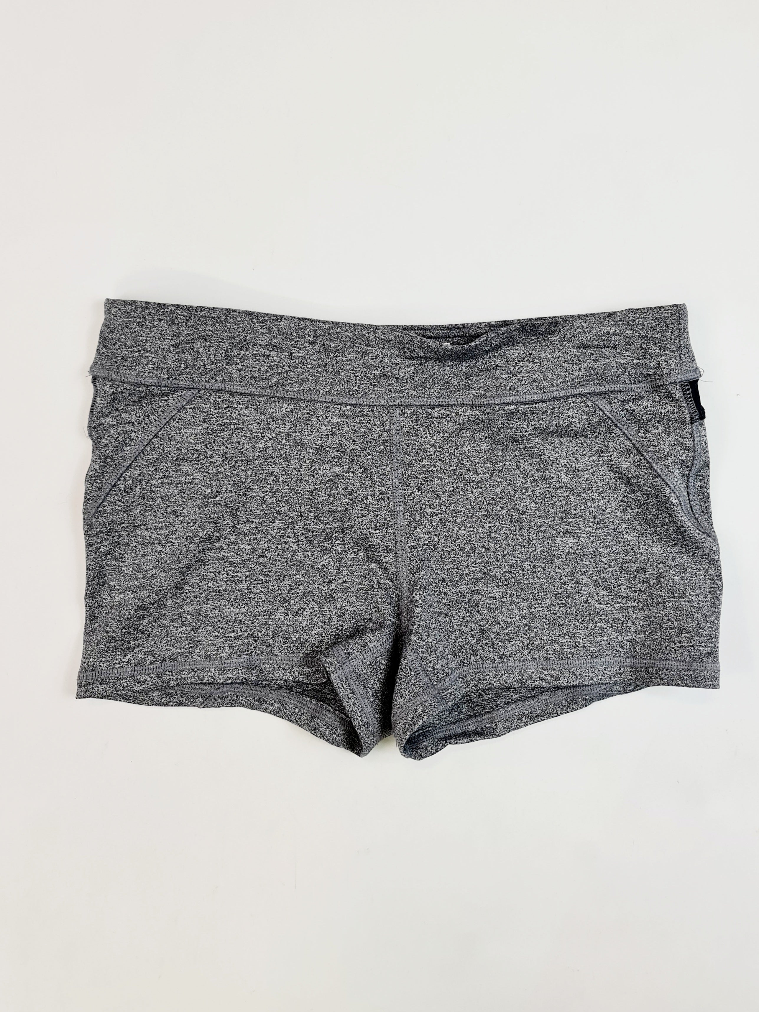 Short Deportivo Mujer, Forever21 - Gris