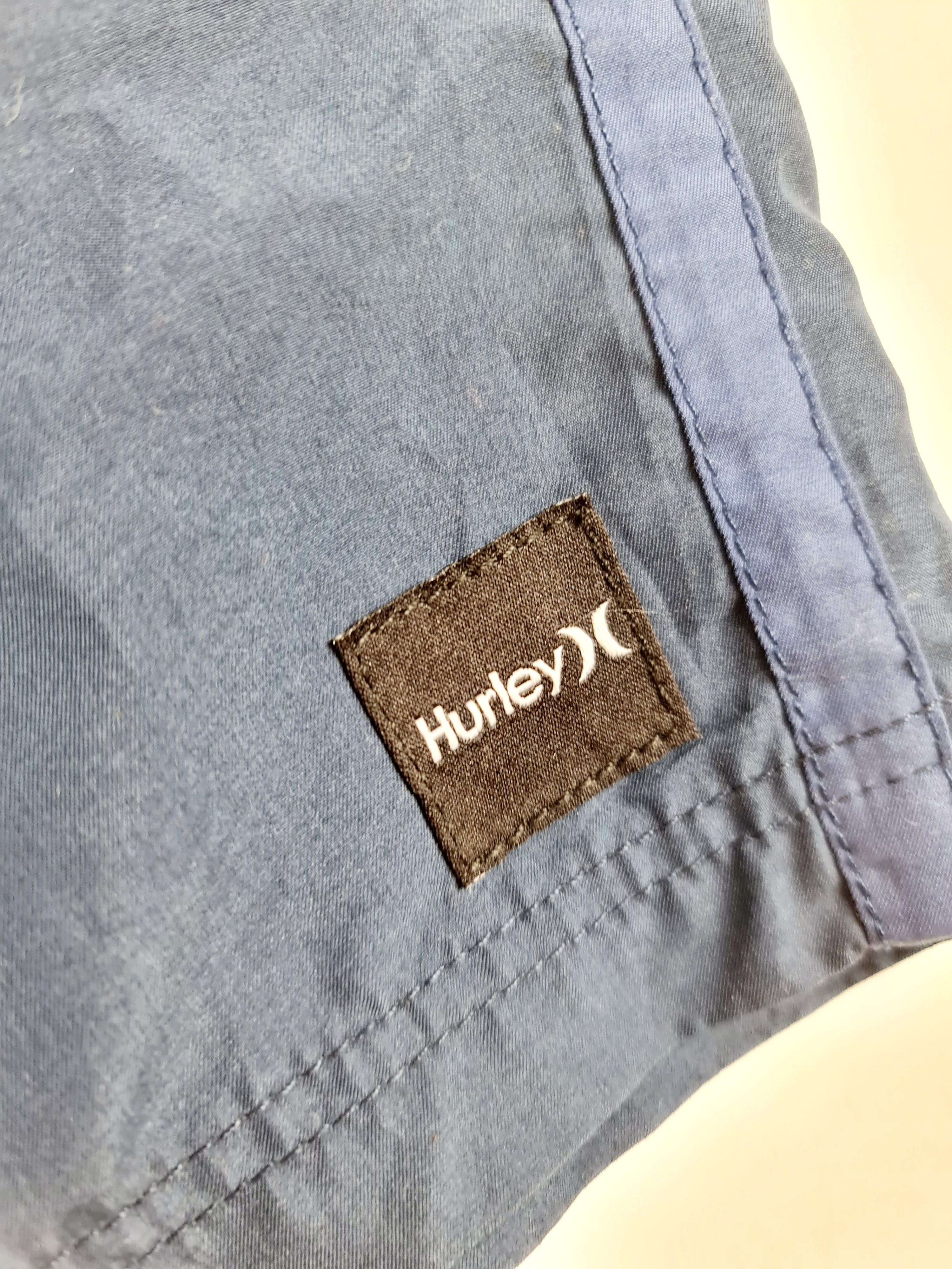 Pantaloneta marca Hurley - (Talla: 34) Azul