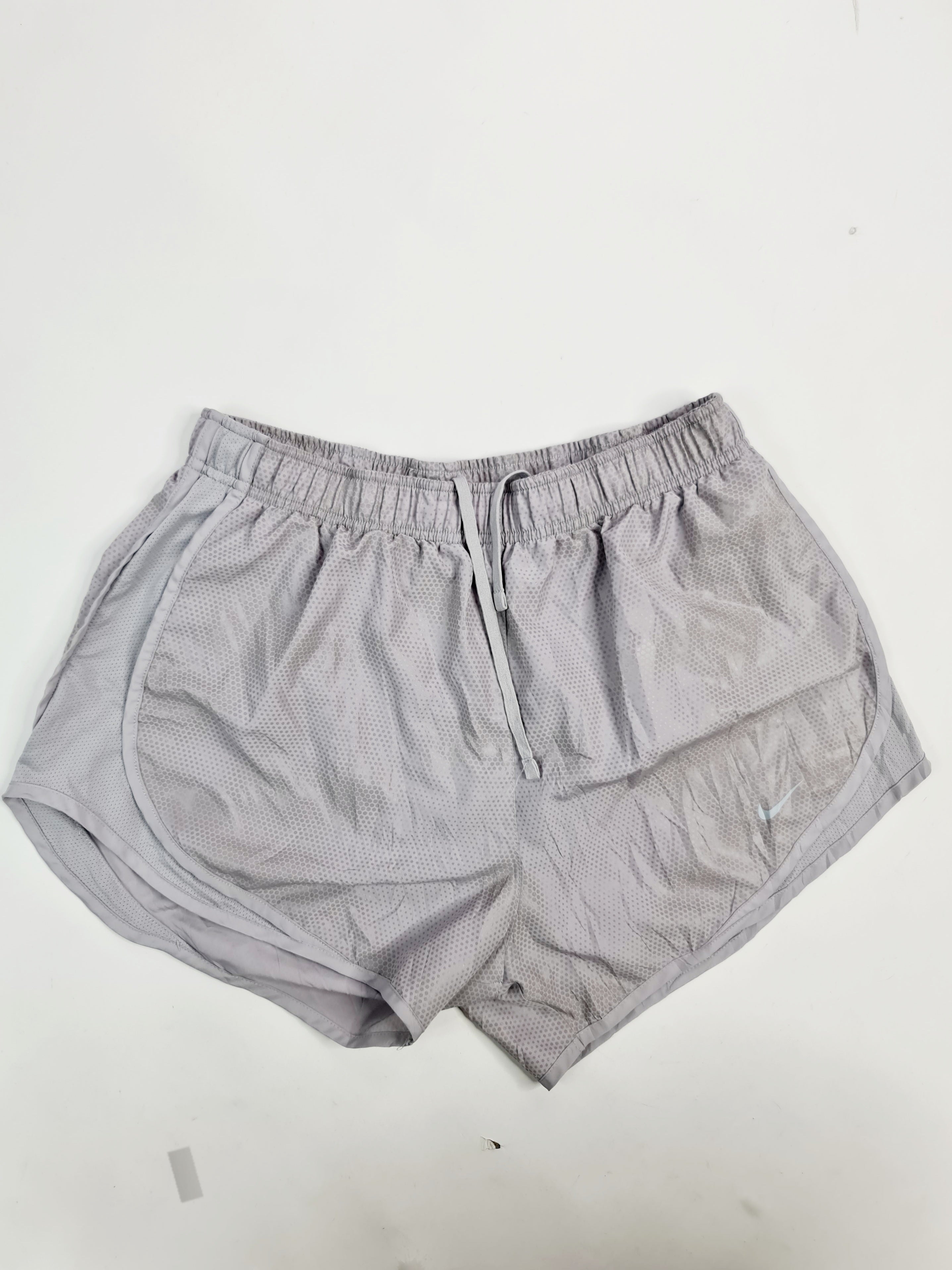 Short deportivo mujer marca Nike - (Talla: M) Gris