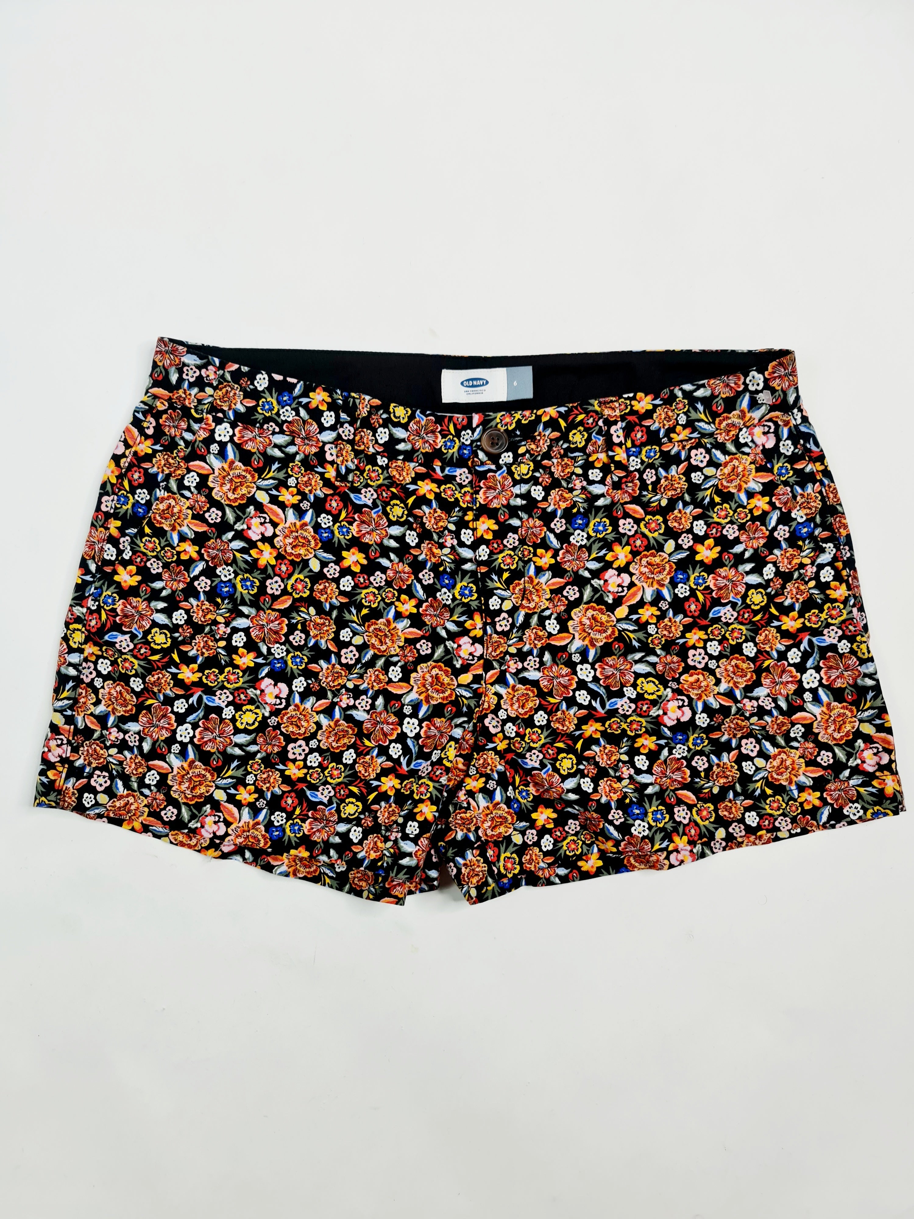 Short marca Old Navy - (Talla: 6) Multicolor