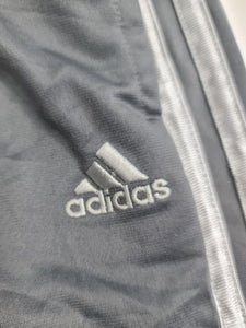 Pantalones marca adidas para niño de 5 años