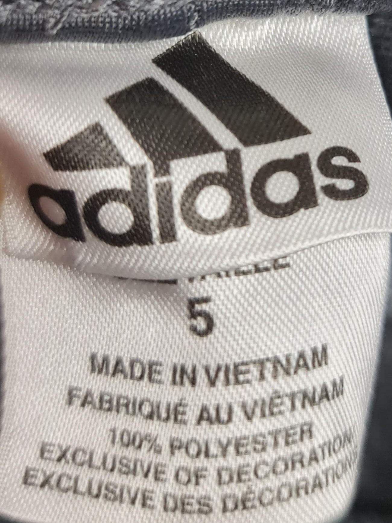 Pantalones marca adidas para niño de 5 años