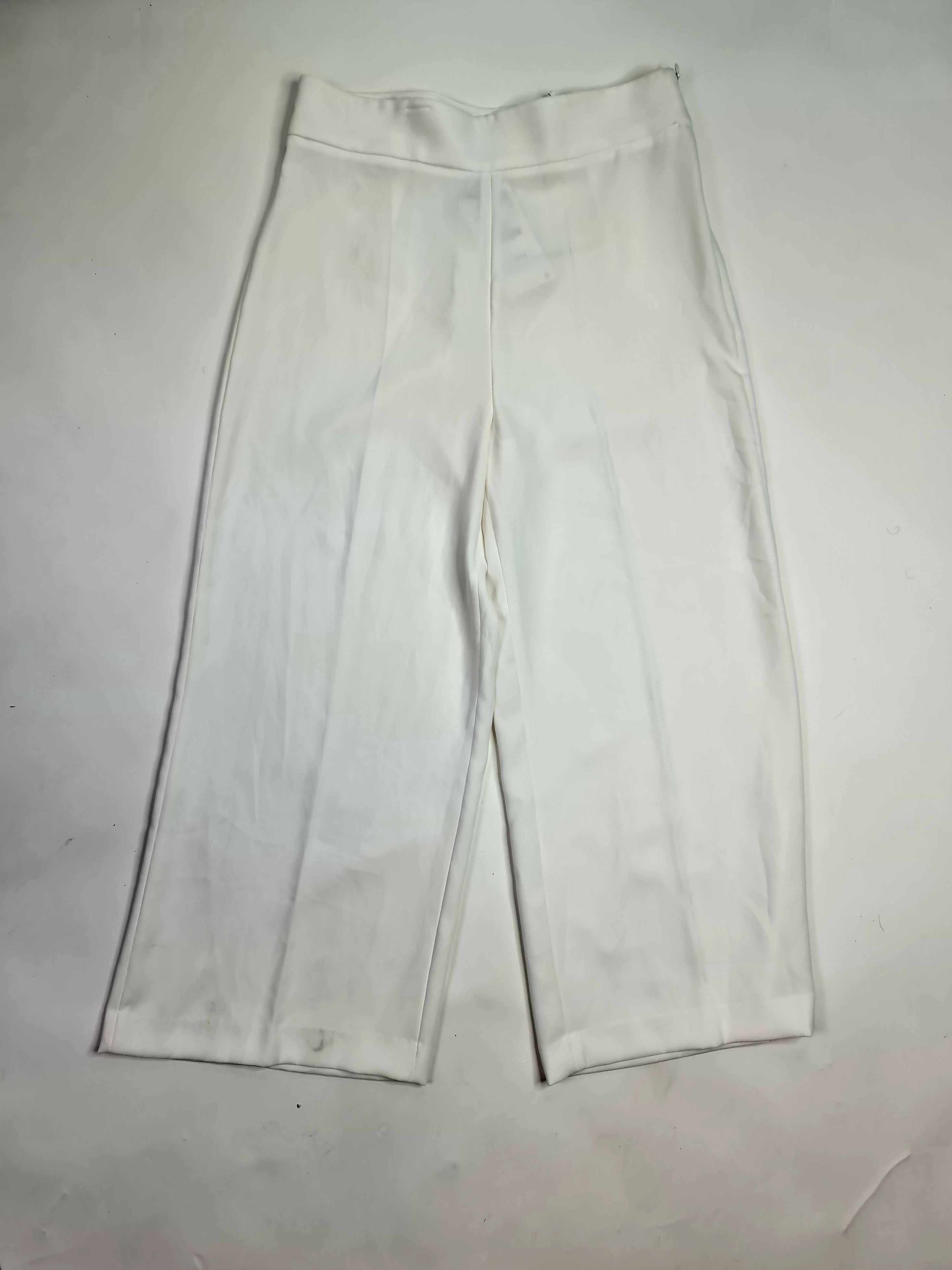 Pantalones marca Zara - (Talla: L/G) Blanco