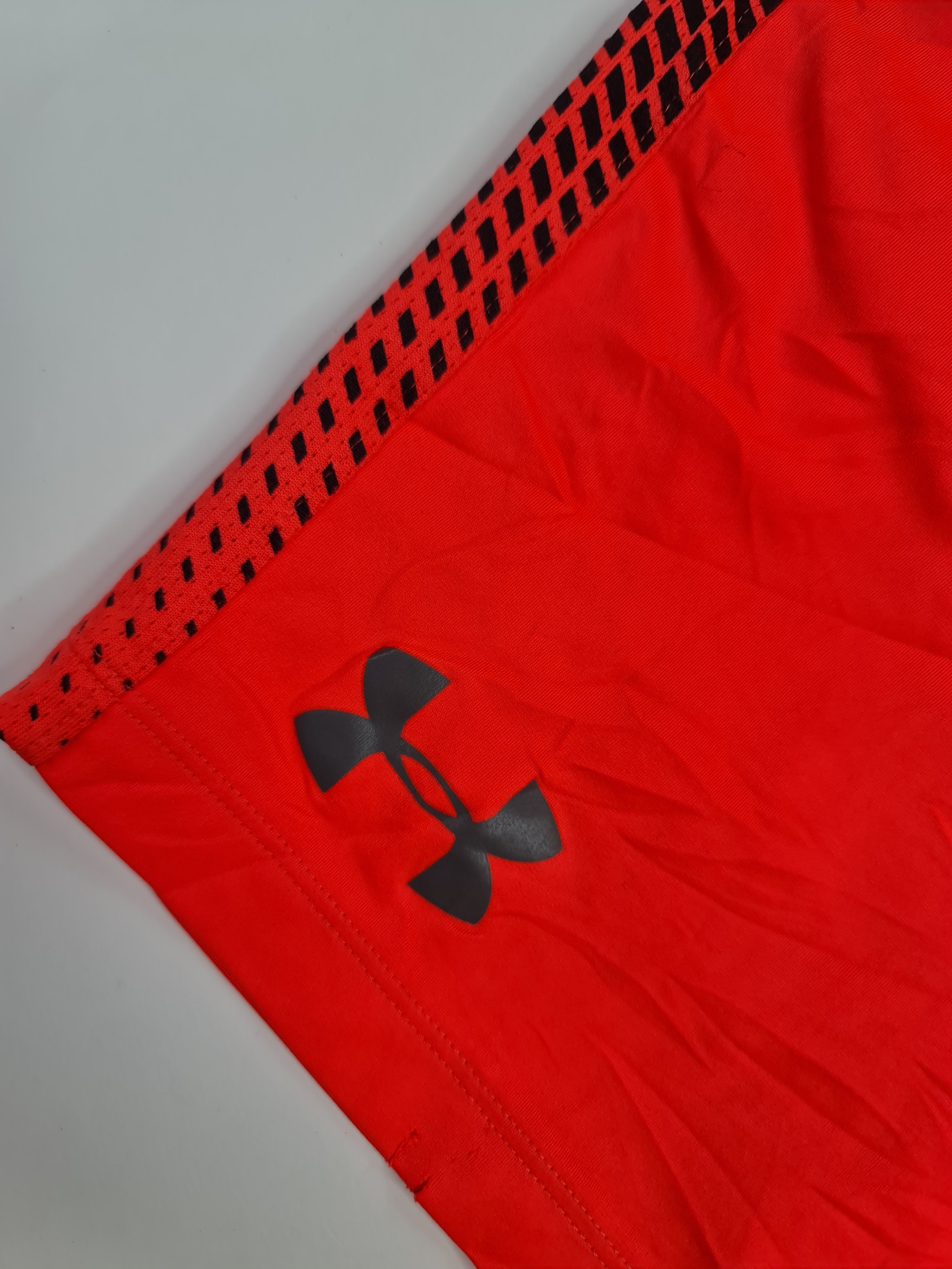 Short deportivos mara Under Armour - (Talla: S/P) Rojo